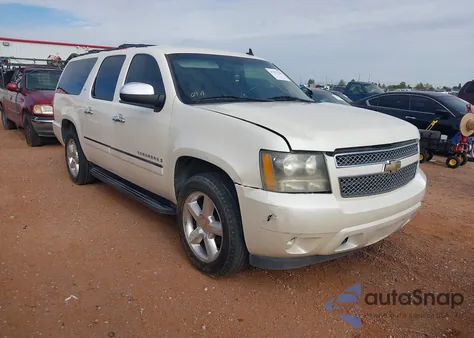 2009 Chevrolet Suburban 1500 Ltz из США, поврежденный, VIN 1GNFC36019R167610